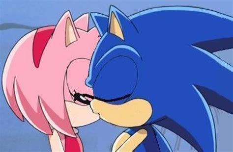 sonamy kiss